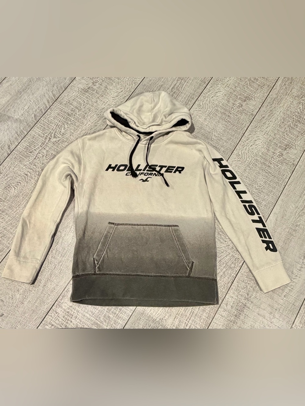 Hollister Ombre Logo Pullover Hoodie XS